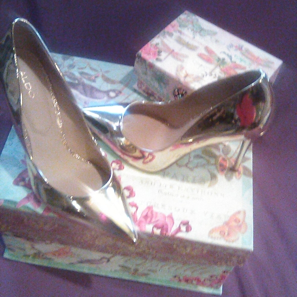 Shoes - Aldo gold plated stilettos